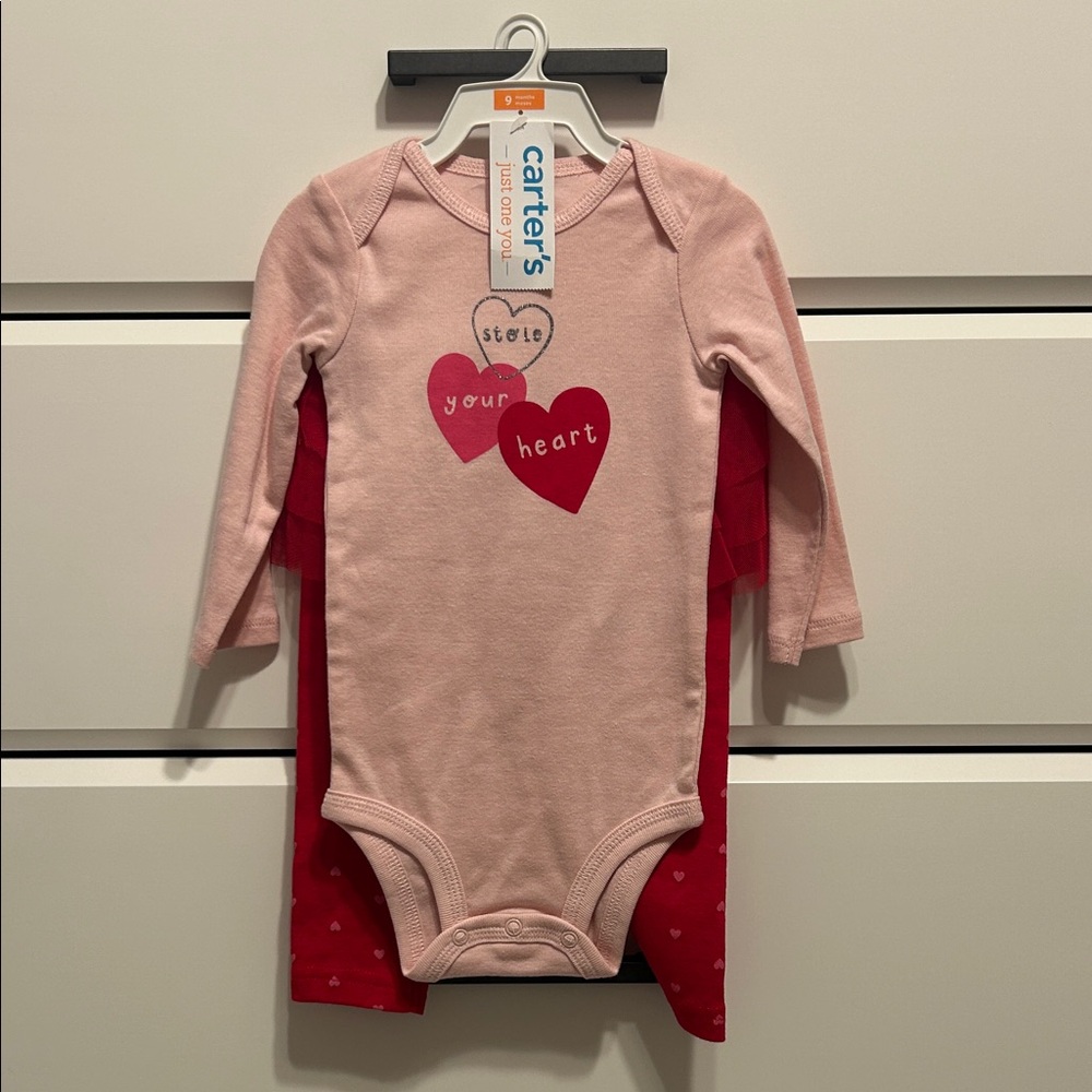NWT Carter's Valentine’s Set 9m